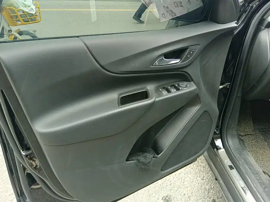 Chevrolet Equinox 2022 535T Galloping Edition фото 7