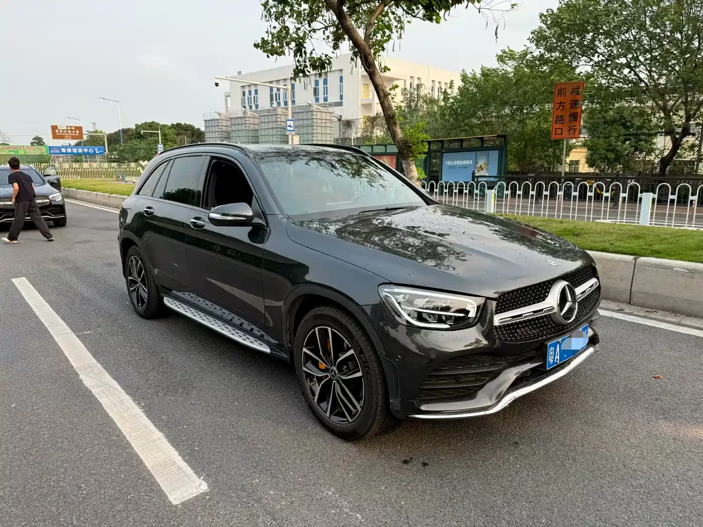 Mercedes-Benz GLC 2020 GLC 300 L 4MATIC Dynamic фото 2
