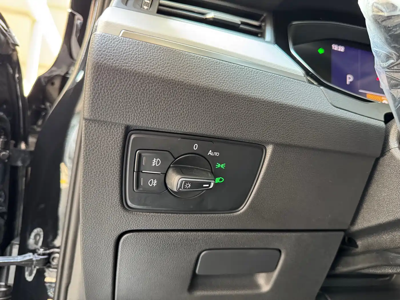 Volkswagen Magotan 2023 2 Million Units Commemorative Edition 280TSI DSG Comfort фото 11