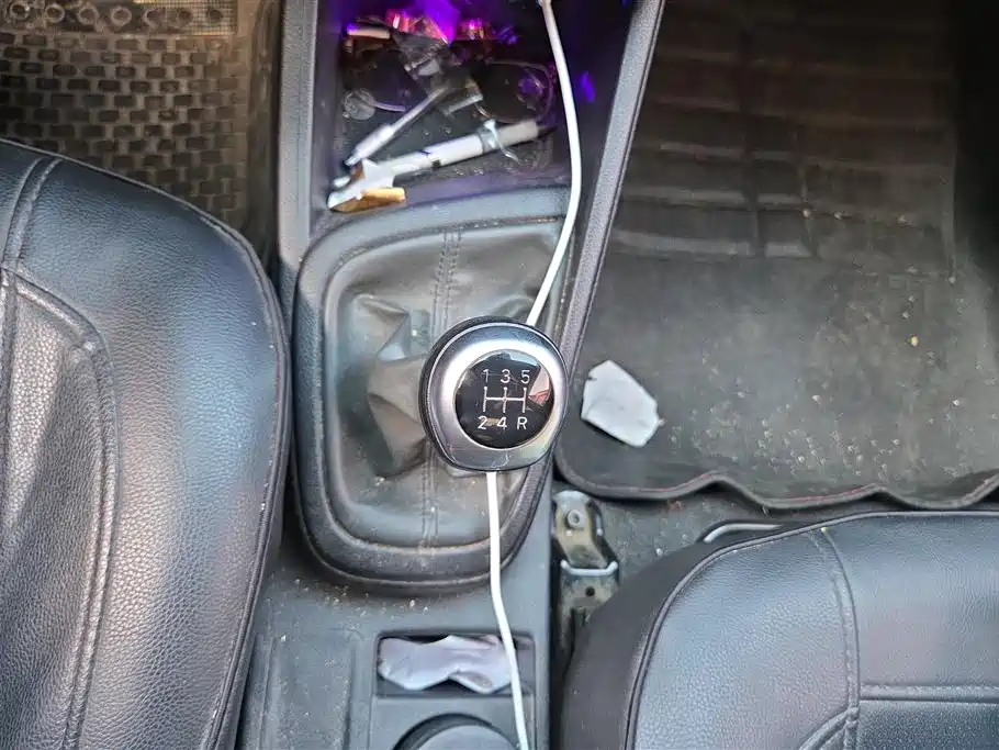 Hyundai Verna 2017 1.4L Manual Color Edition (China V) фото 16
