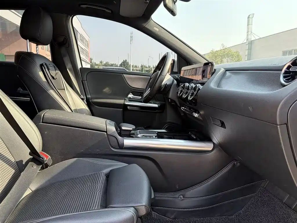 Mercedes-Benz B-Class 2021 B 200 Dynamic фото 15