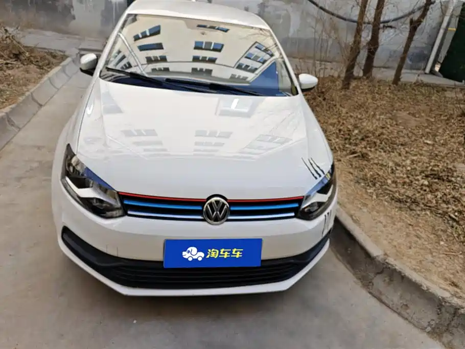 Volkswagen Polo 2018 1.5L Manual Safe Drive фото 2