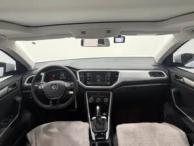 Volkswagen T-ROC 2020 230TSI DSG 2WD Progressive фото 6