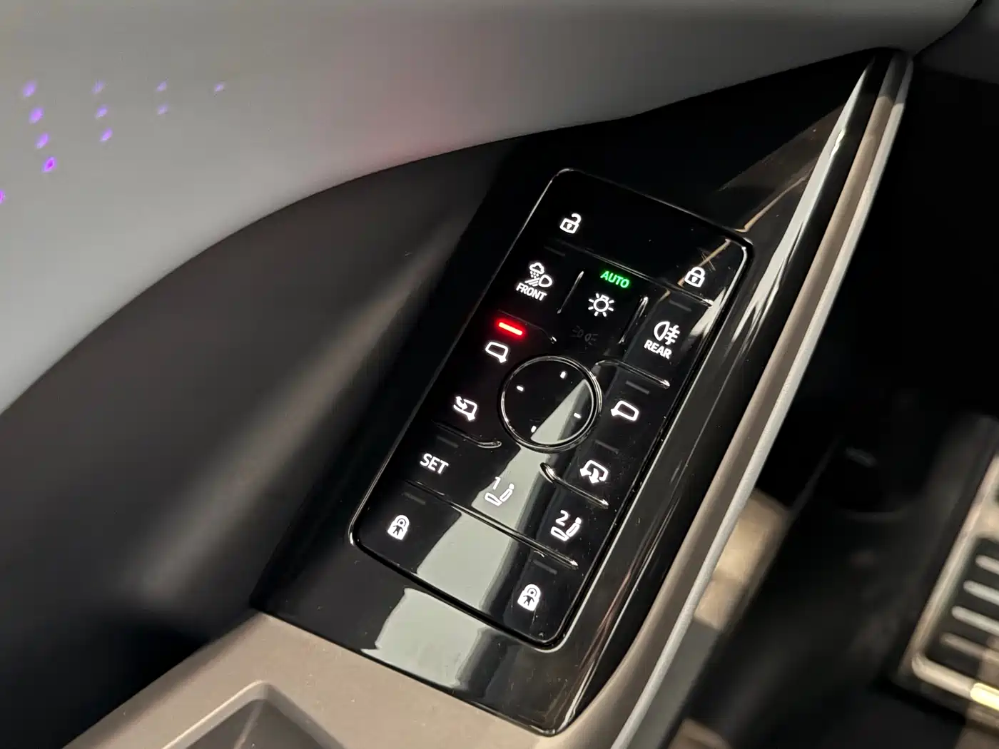 Audi Q6L e-tron 2025 Model Pioneer Edition фото 16