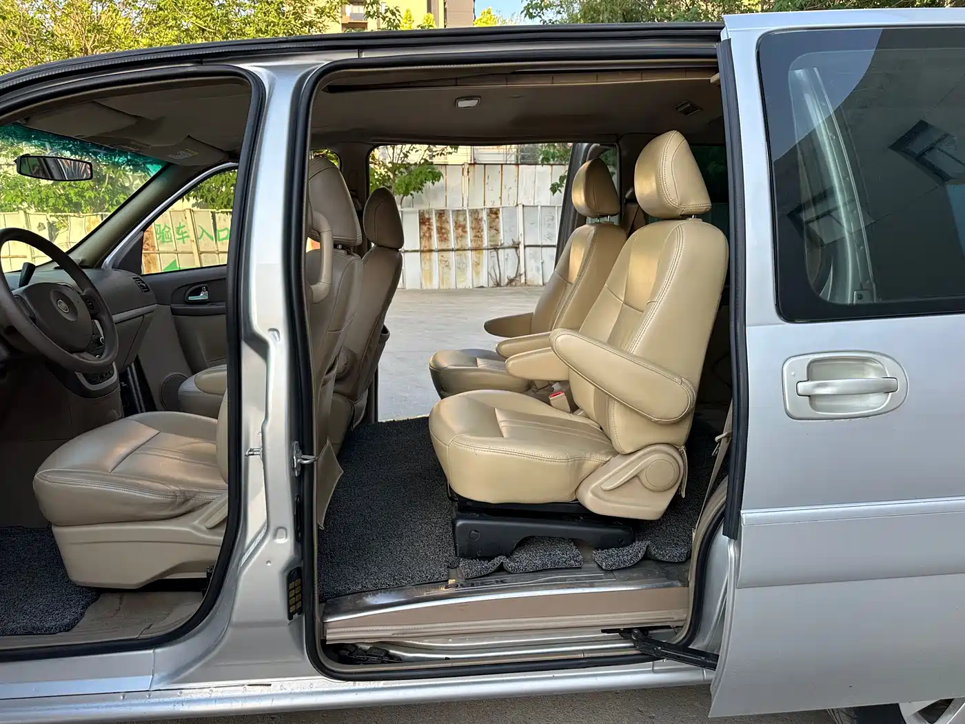 Buick GL8 2014 2.4L Classic Edition фото 8