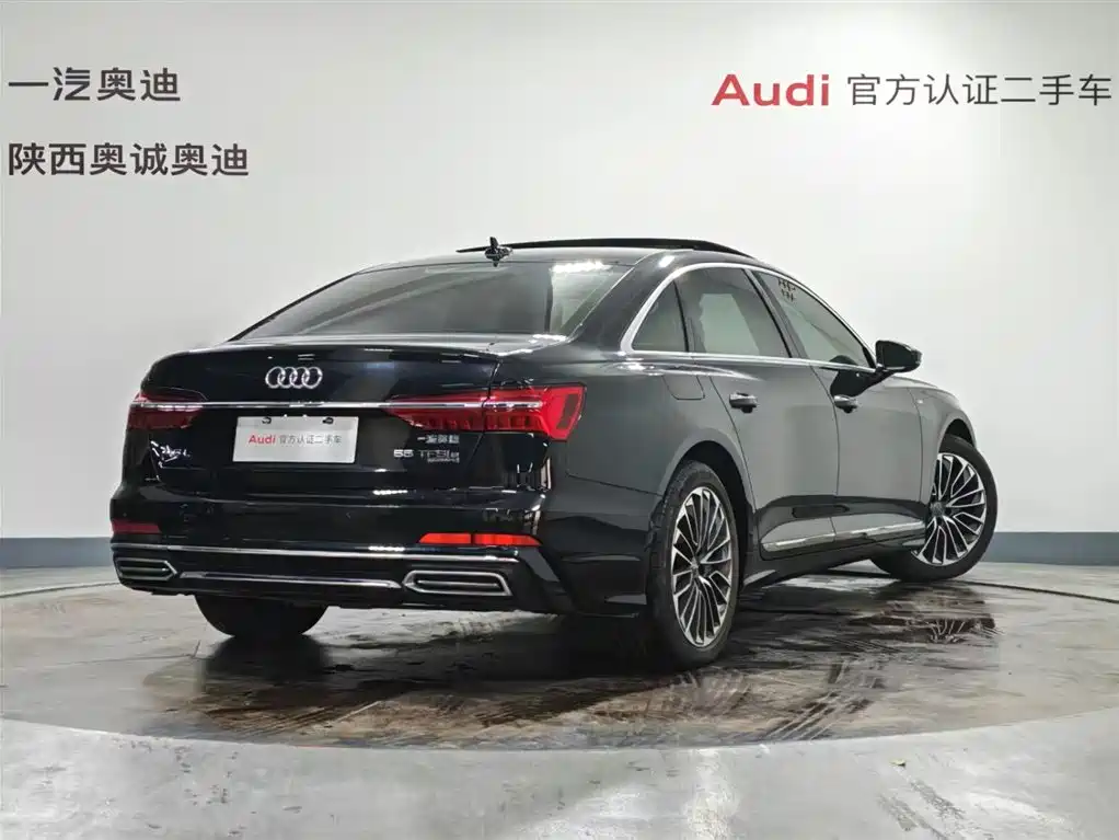 Audi A6L New Energy 2022 55 TFSI e quattro фото 4