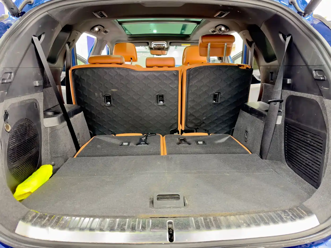 BYD Tang New Energy 2022 DM-p 215KM AWD Executive фото 11