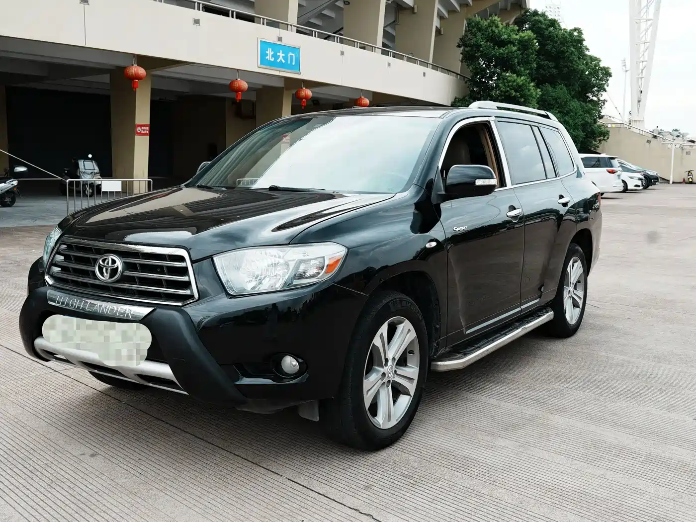 Toyota Highlander 2011 2.7L 2WD 7-seat Luxury Navigation