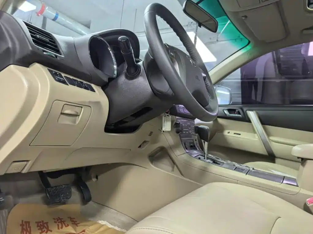 Toyota Highlander 2010 2009 2.7L 2WD 7-seater Luxury Edition