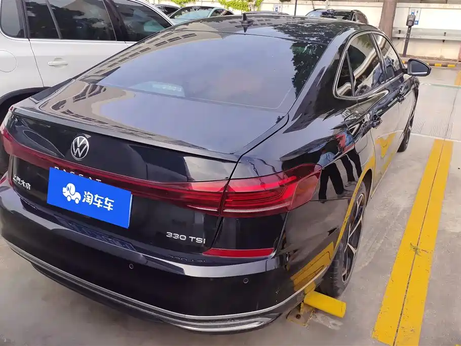 Volkswagen Passat 2023 330TSI Elite Edition фото 3