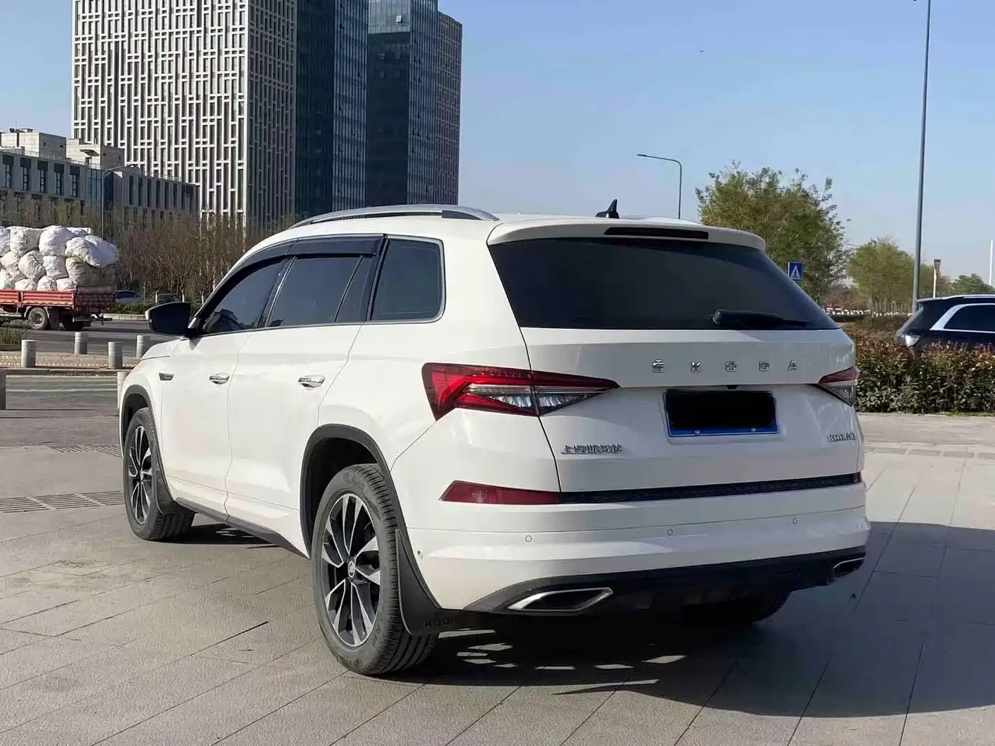Škoda Kodiaq 2022 TSI330 7-Seater FWD Luxury Edition фото 7