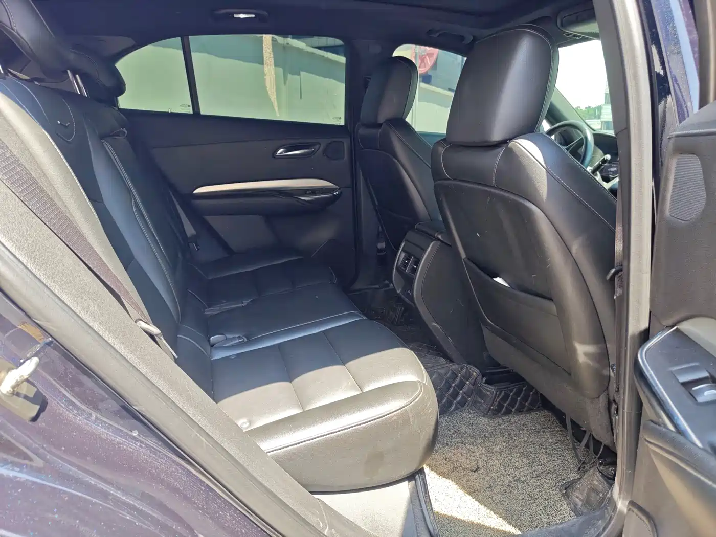 CADILLAC XT4