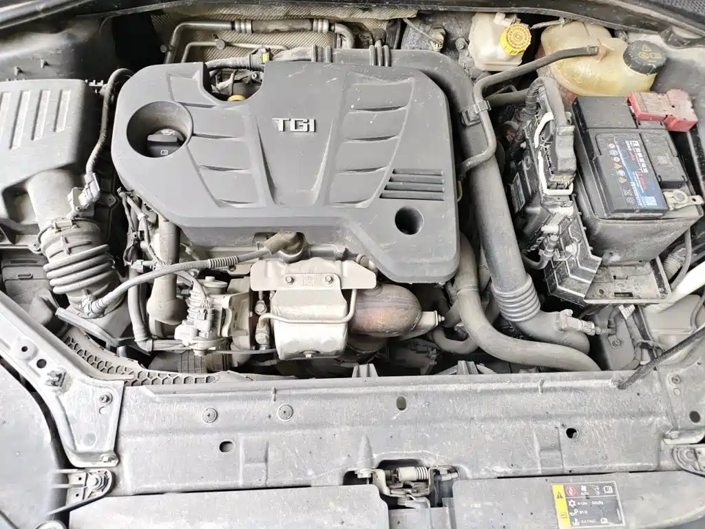 Roewe i6 MAX 2022 2020 Model 300TGI Automatic Cool & Smart Edition