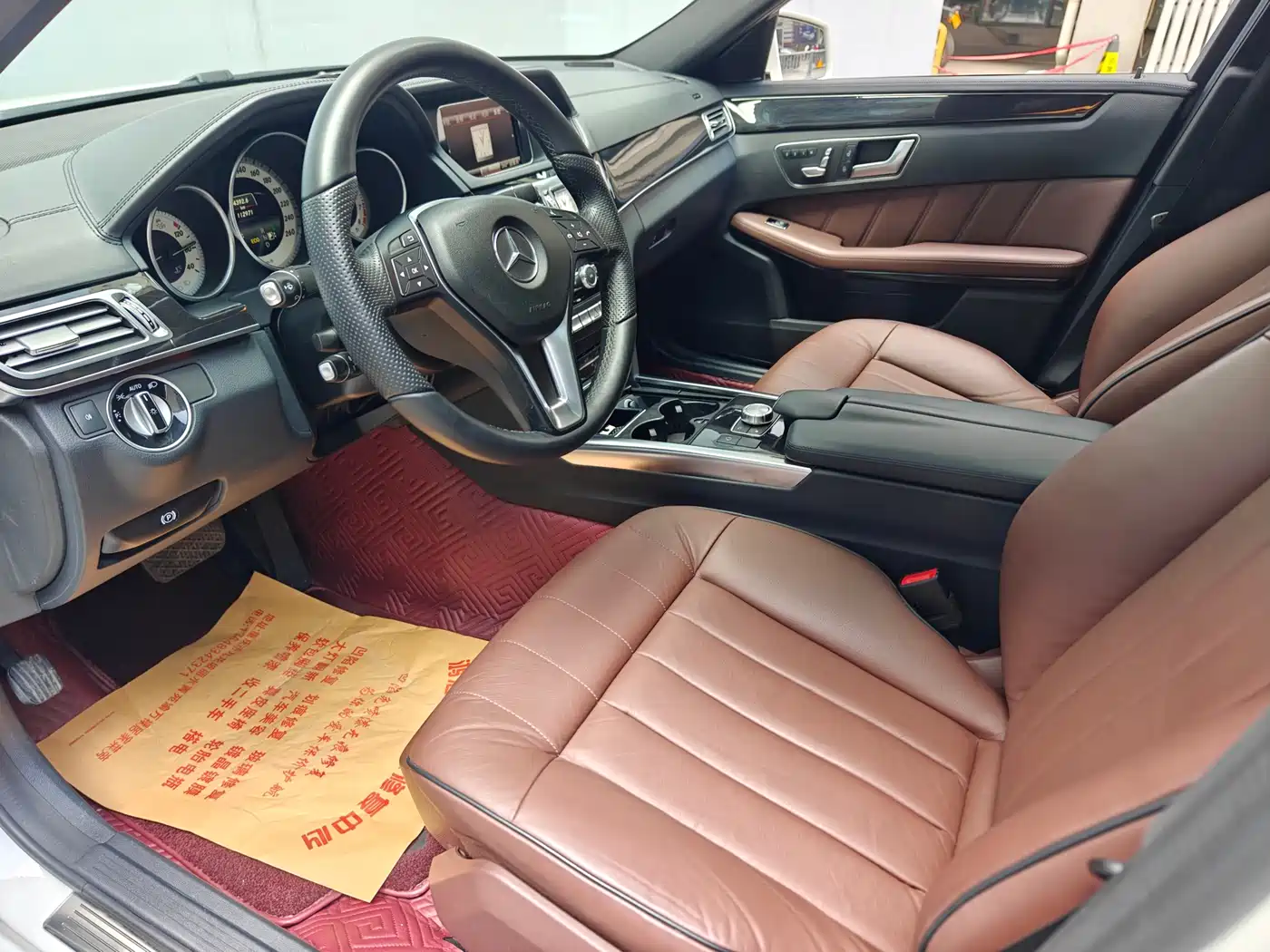 Mercedes-Benz E-Class 2015 E 320 L Sport 4MATIC фото 4