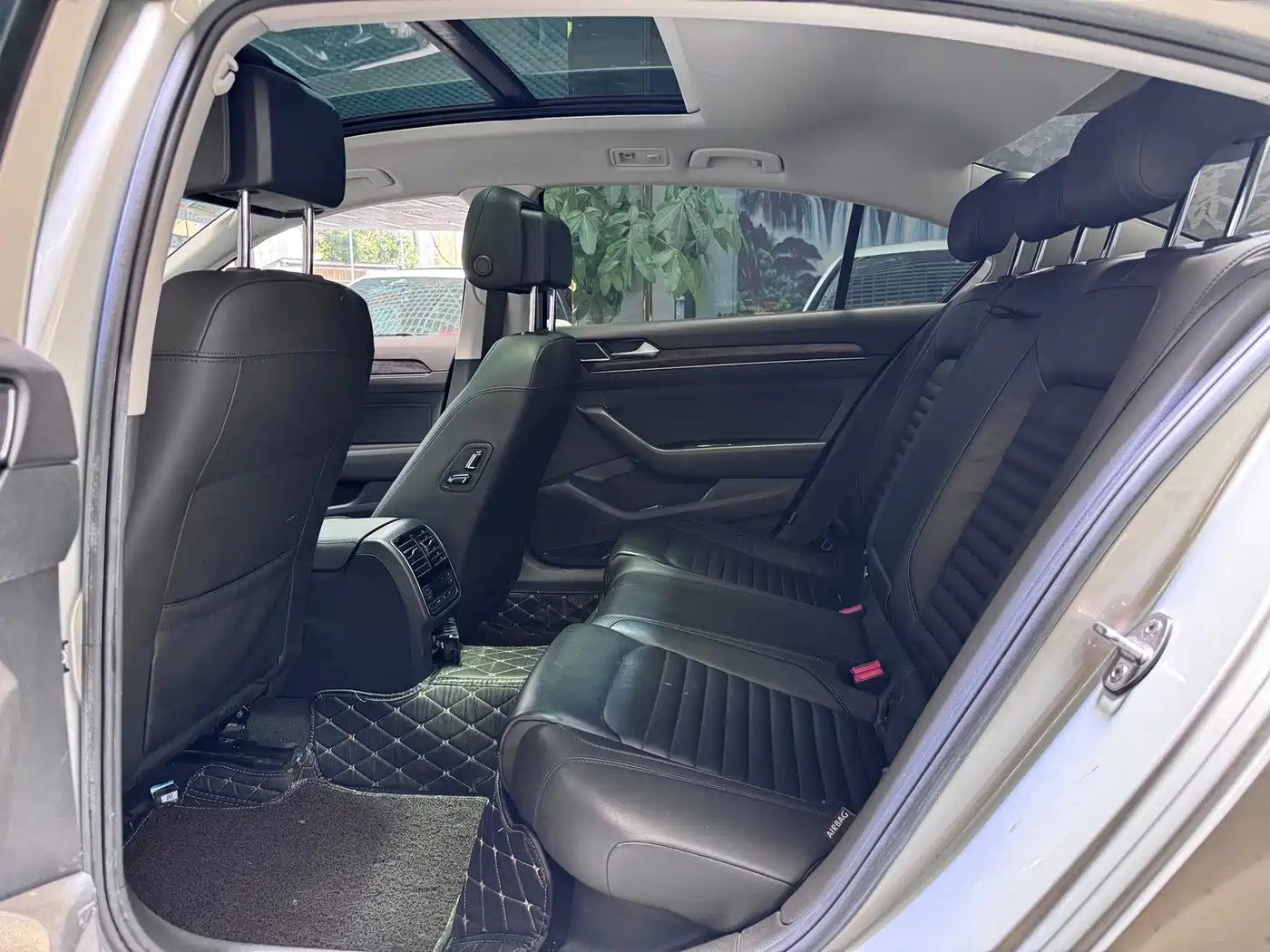 Volkswagen Magotan 2019 330TSI DSG Luxury Class China VI фото 5