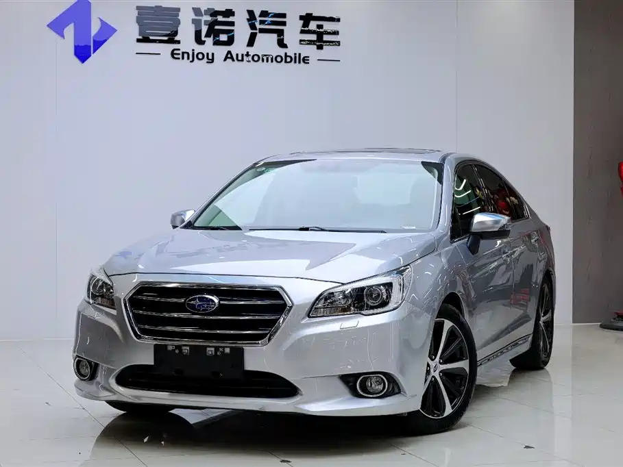Subaru Legacy 2016 2.5i AWD Glory Edition фото 9
