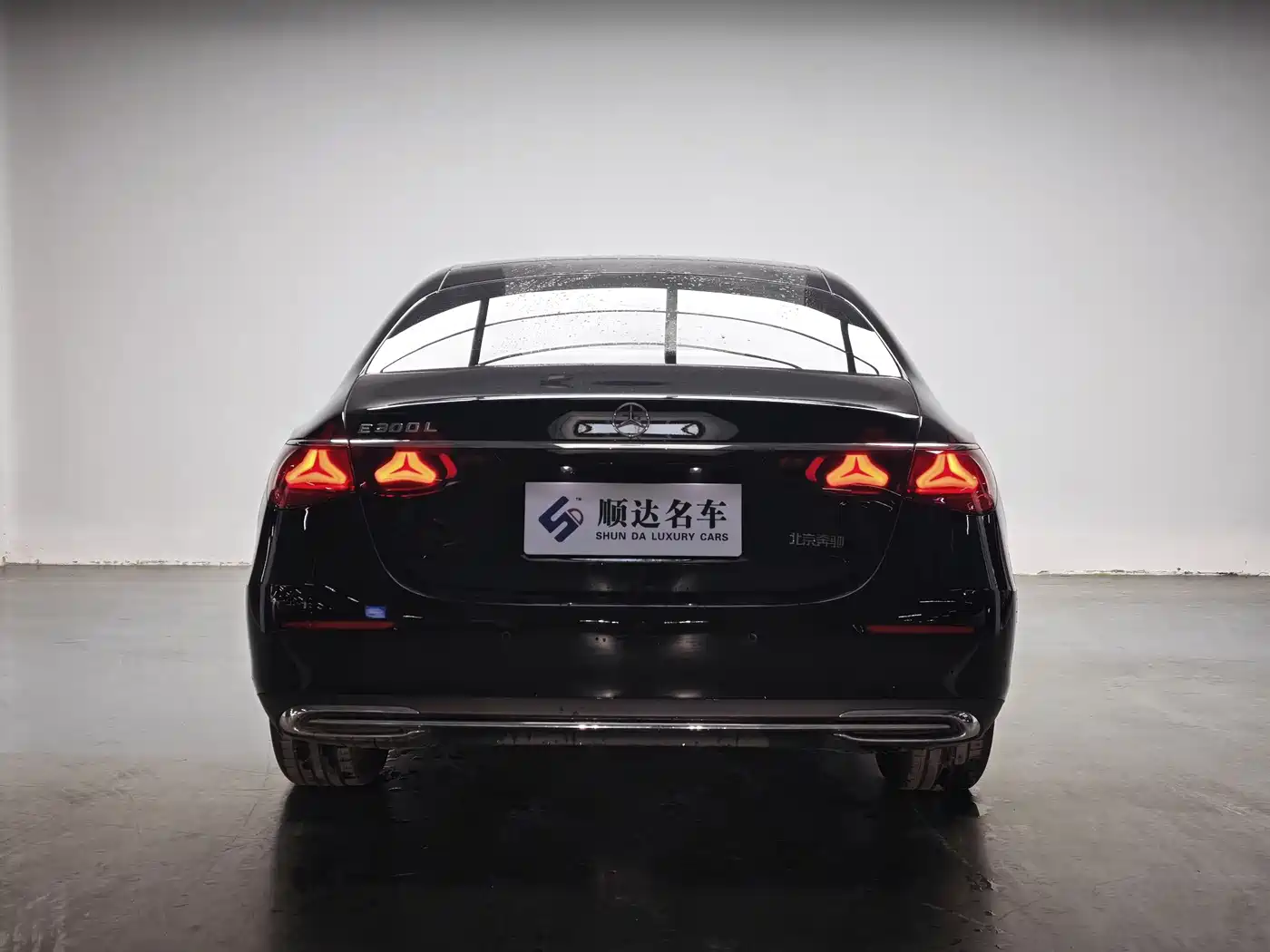 Mercedes-Benz E-Class 2025 Facelift E 260 L фото 3