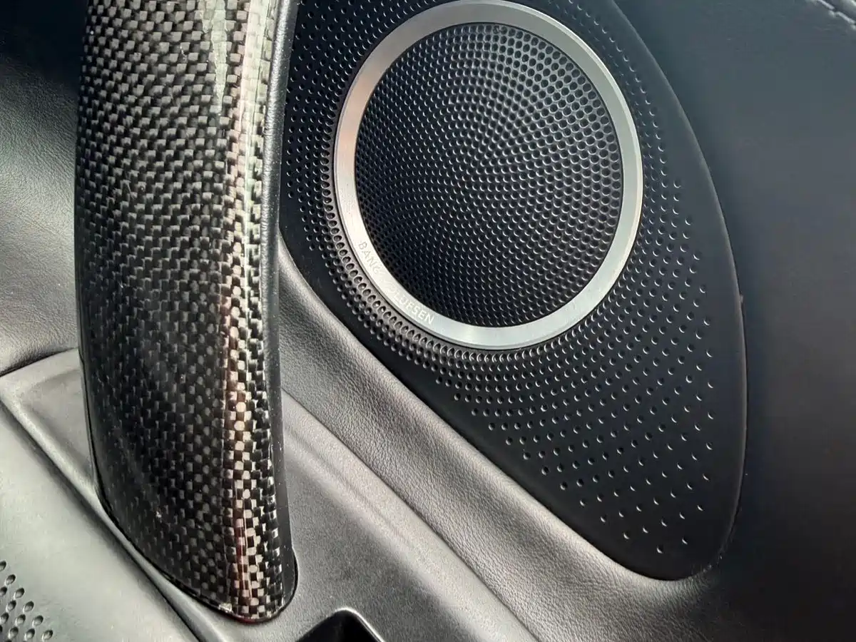 Audi R8 2014 4.2 FSI quattro фото 6