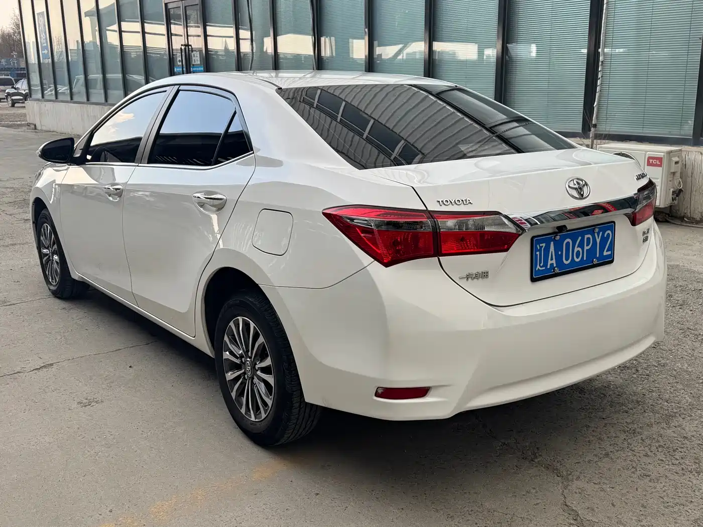 Toyota Corolla 2017 Facelift 1.2T S-CVT GL фото 5