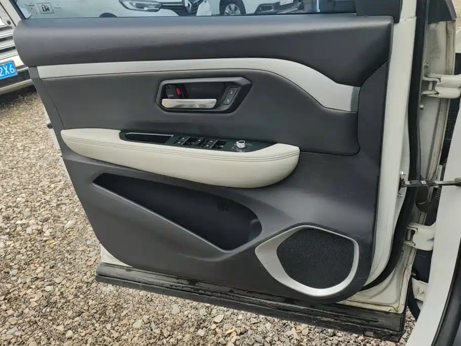 Фото 7 - Haval H2s