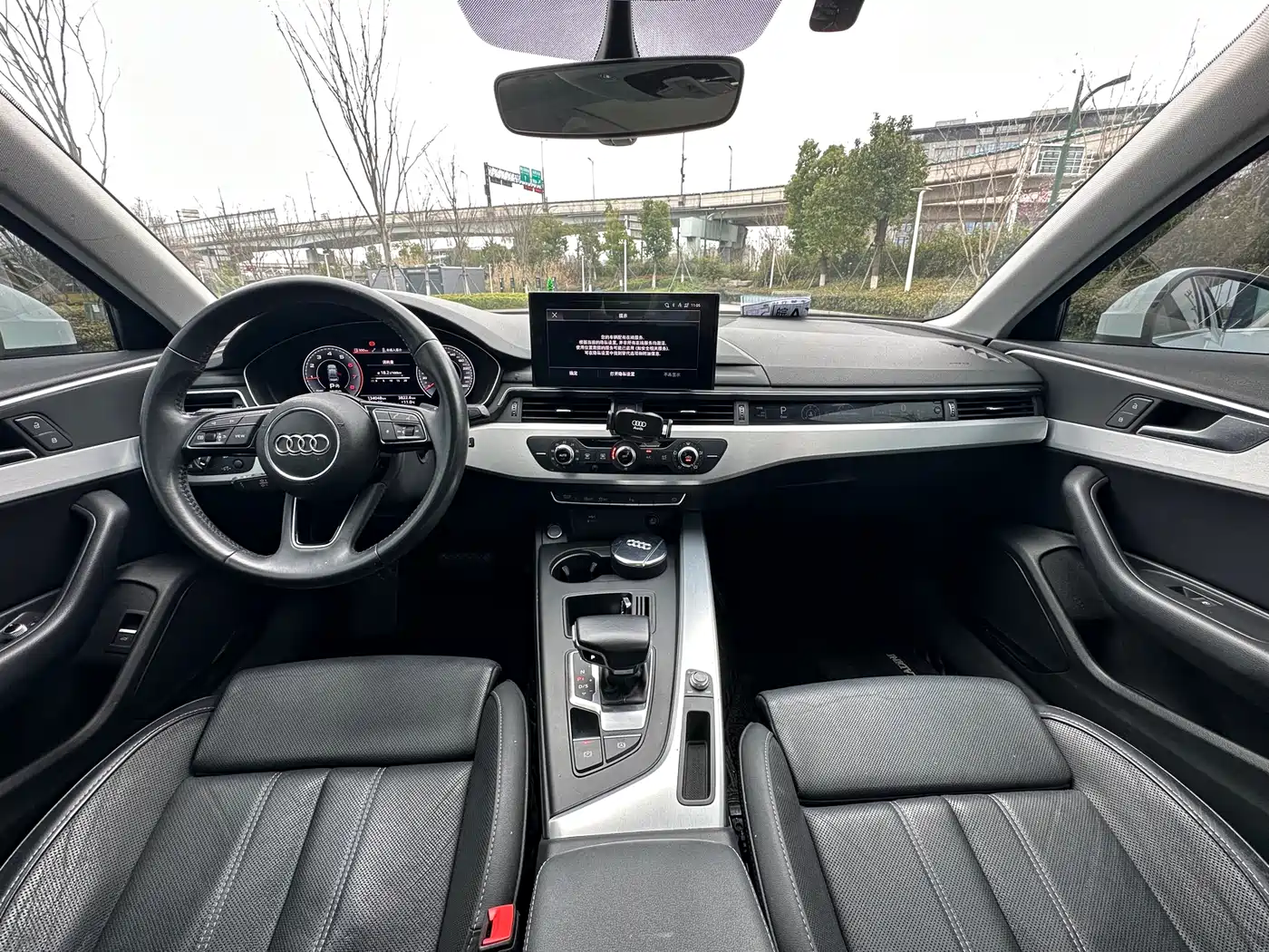 Audi A4L 2020 40 TFSI Fashion Dynamic Edition фото 8