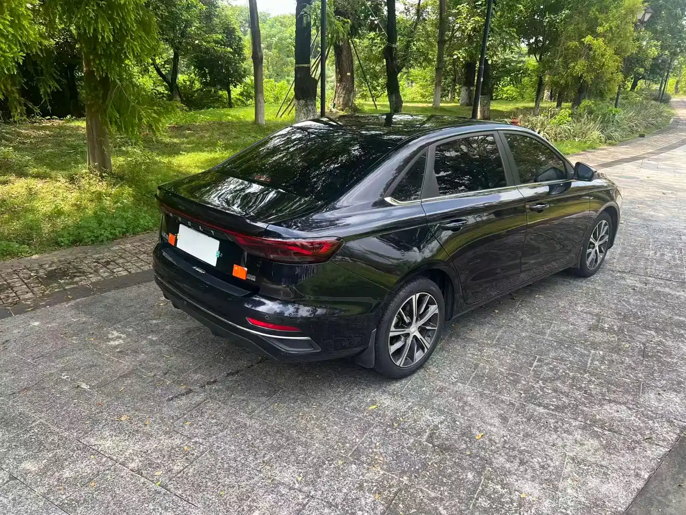 Geely Emgrand L 2022 2022 1.4T CVT Flagship