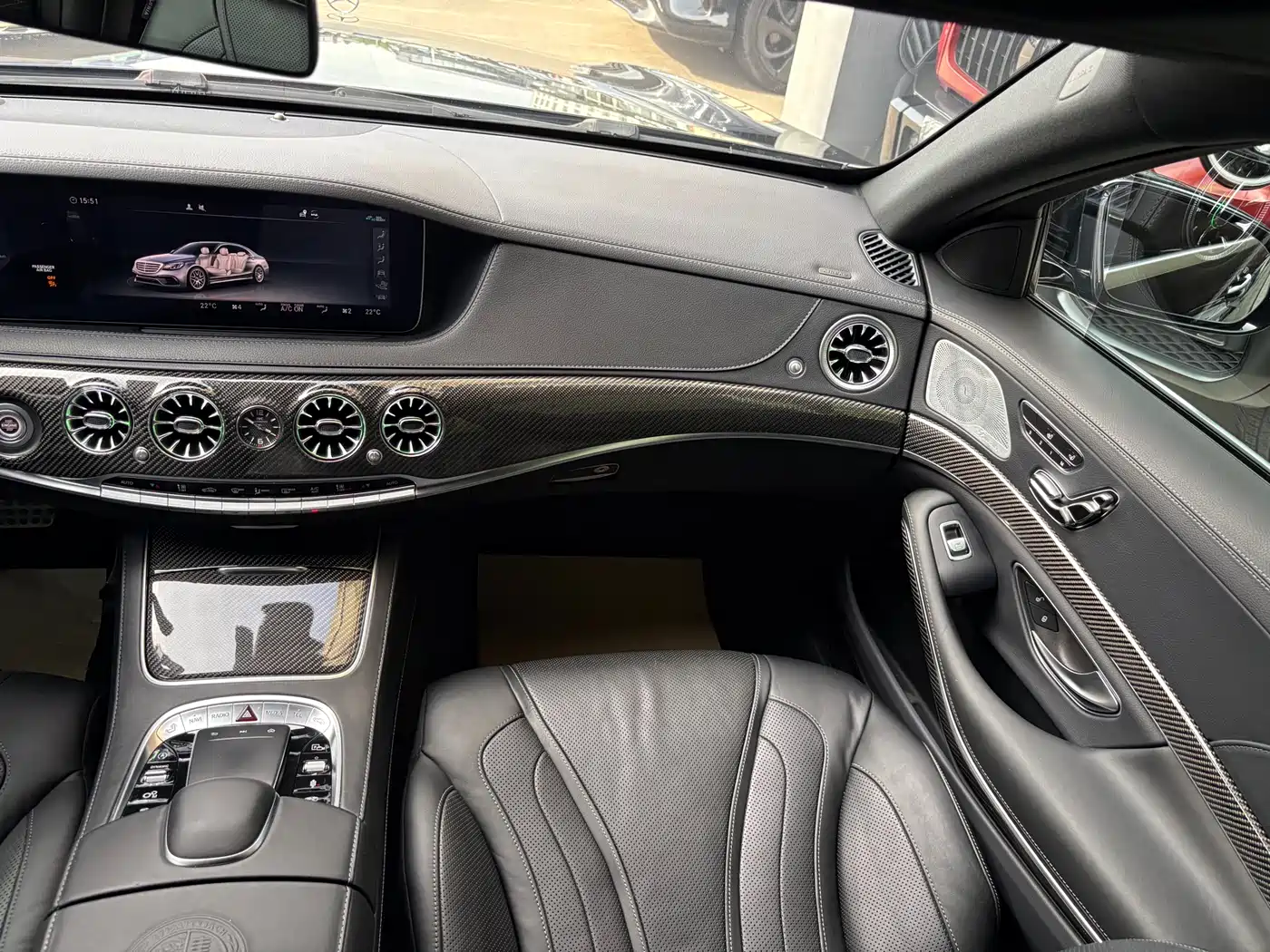 Mercedes-Benz S-Class AMG 2018 AMG S 63 L 4MATIC+ фото 15