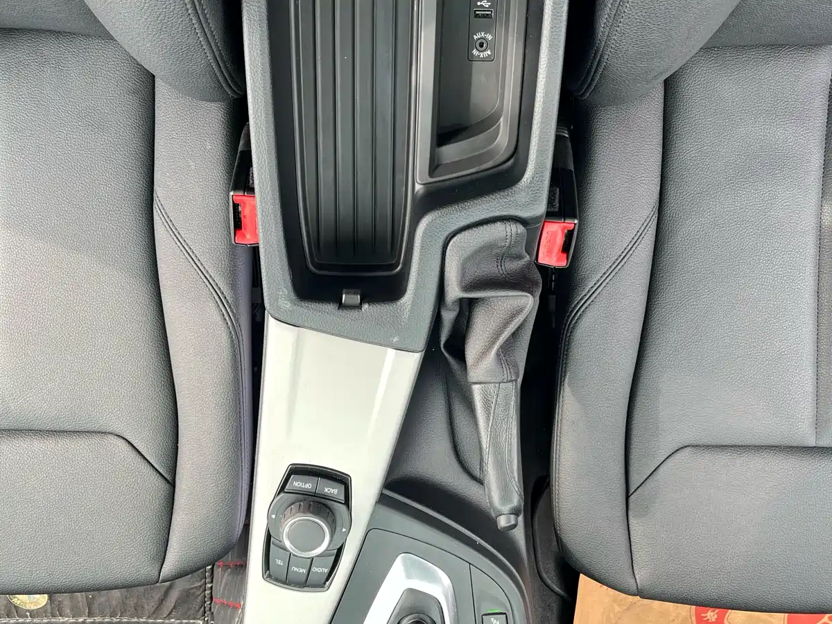BMW 3 Series GT 2016 2016 320i Fashion Style