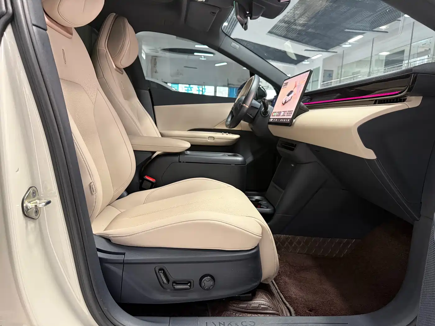 Lynk & Co Z20 2025 2025 530km RWD Pro