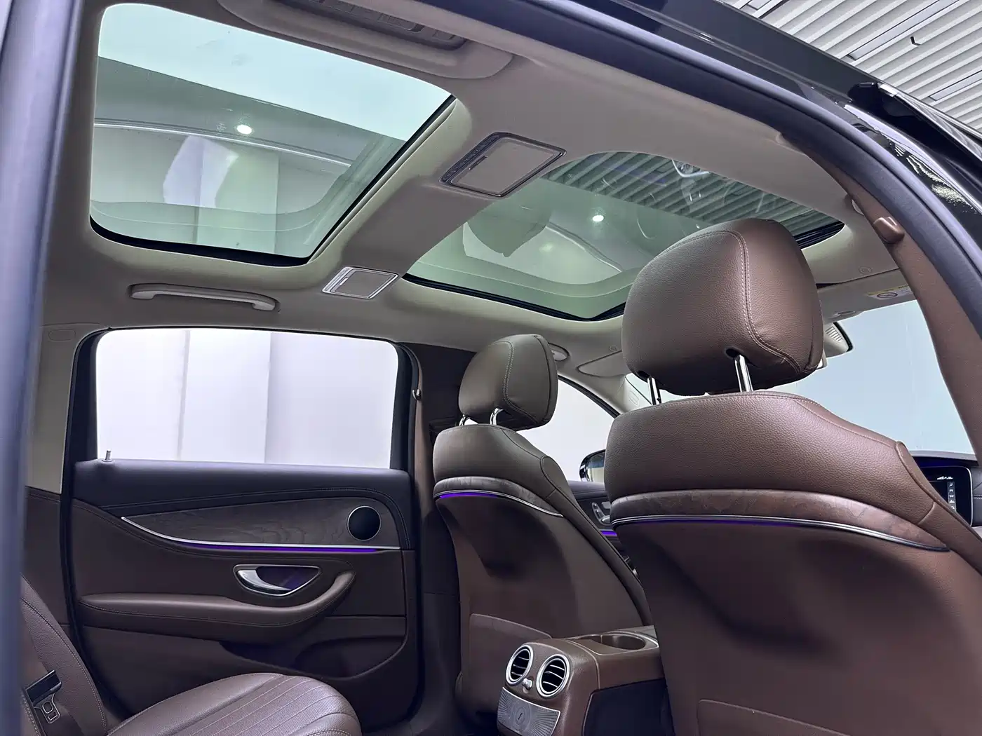 Mercedes-Benz E-Class 2020 E 260 L фото 14