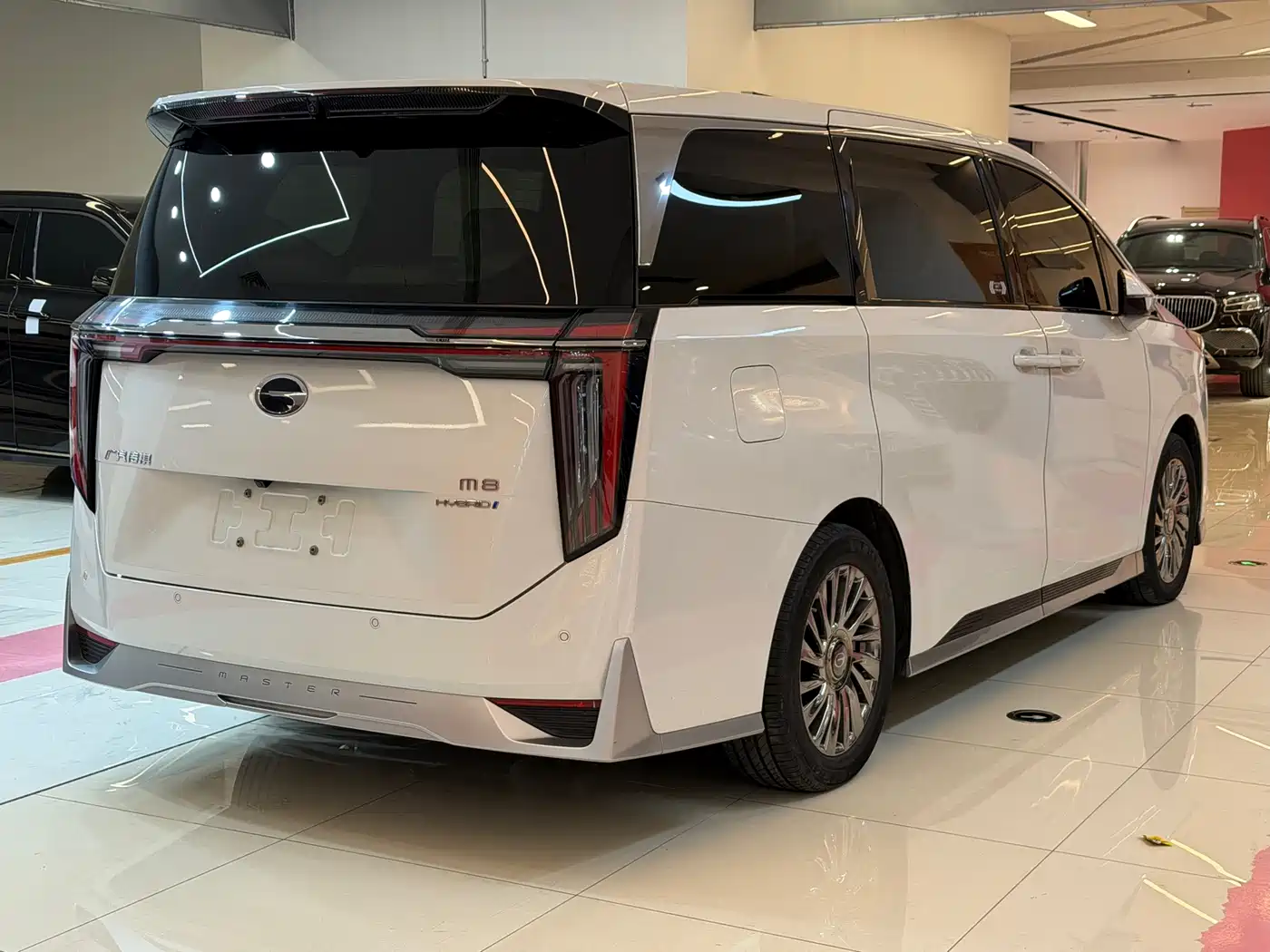 GAC Trumpchi Trumpchi M8 2023 Model Master Series Hybrid Royal Edition фото 19