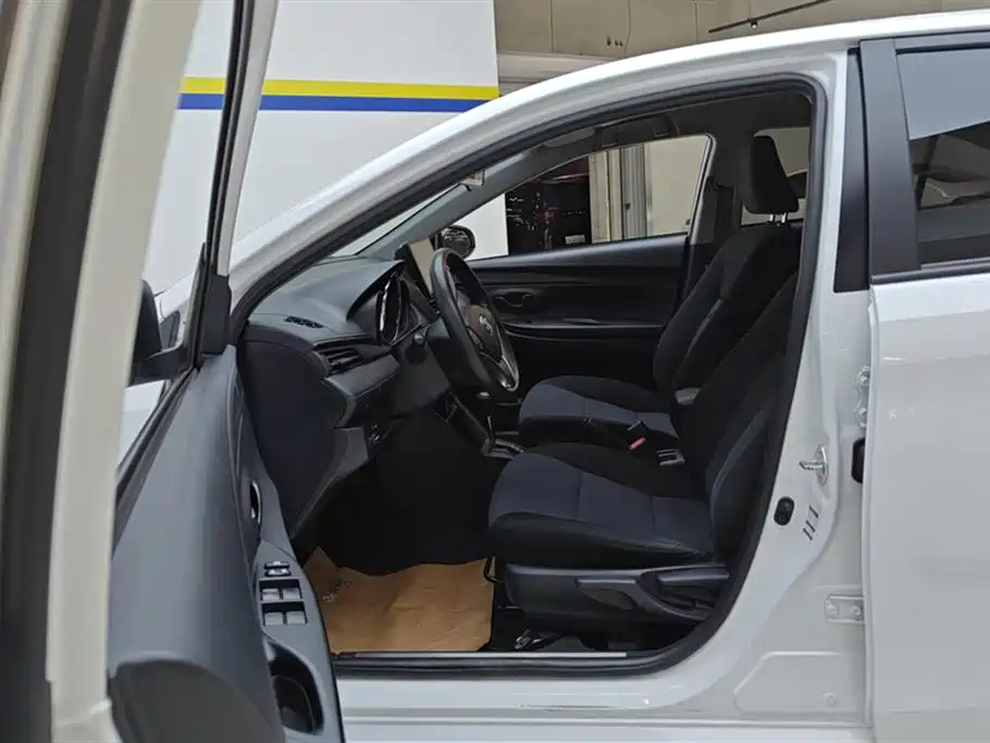 Toyota YARiS L Zhi Xuan 2022 1.5L CVT Leading PLUS Edition фото 9