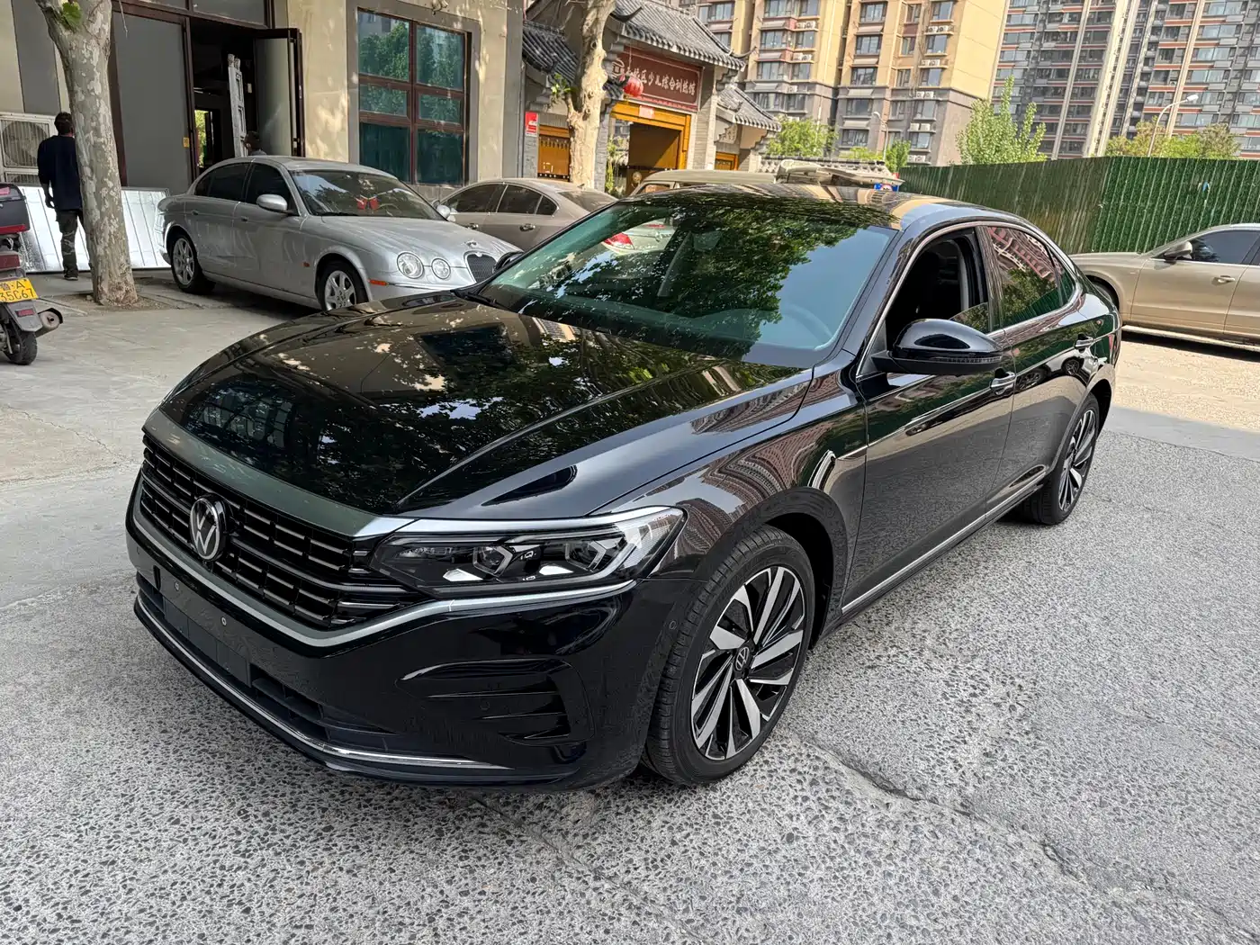 Volkswagen Passat 2022 330TSI Luxury Edition