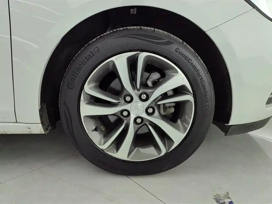 Buick Verano 2020 20T CVT Leading фото 6