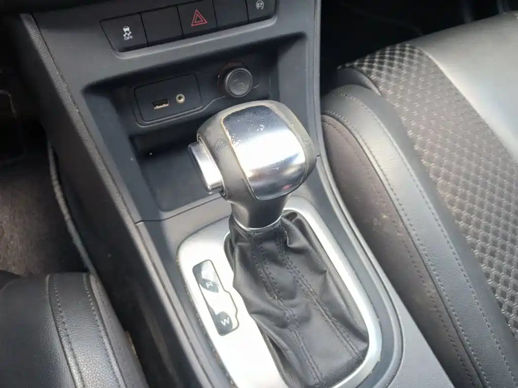 MG GT 2015 2015 1.4TGI TST Dual-Clutch Luxury Edition