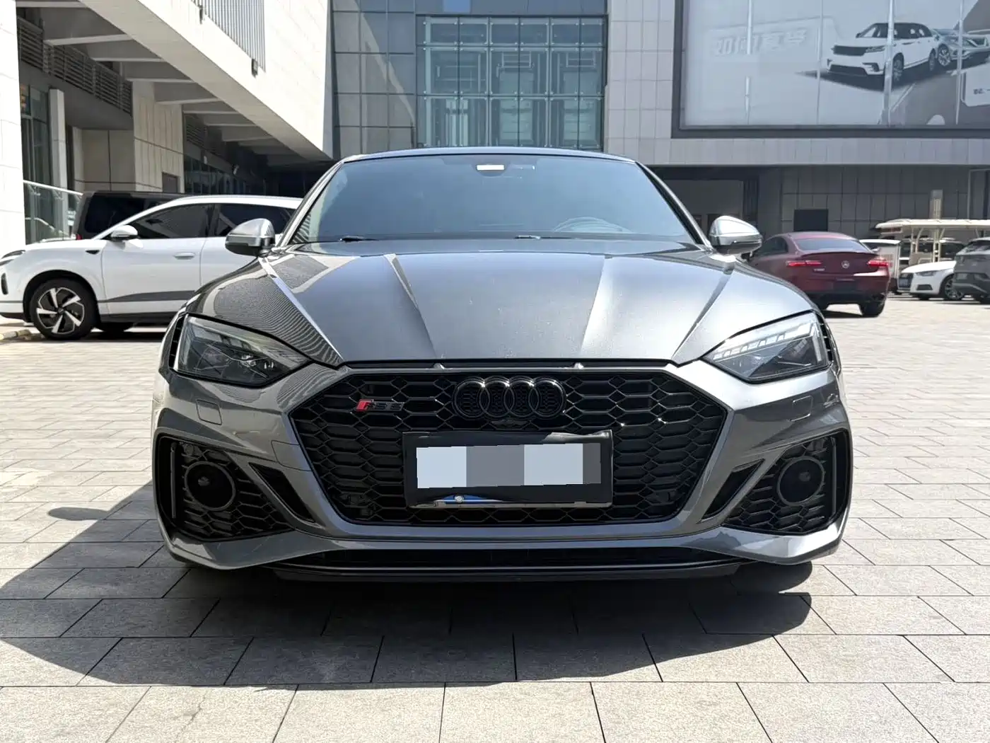 Audi RS 5 2023 Model RS 5 2.9T Sportback Dark Gold Edition фото 3