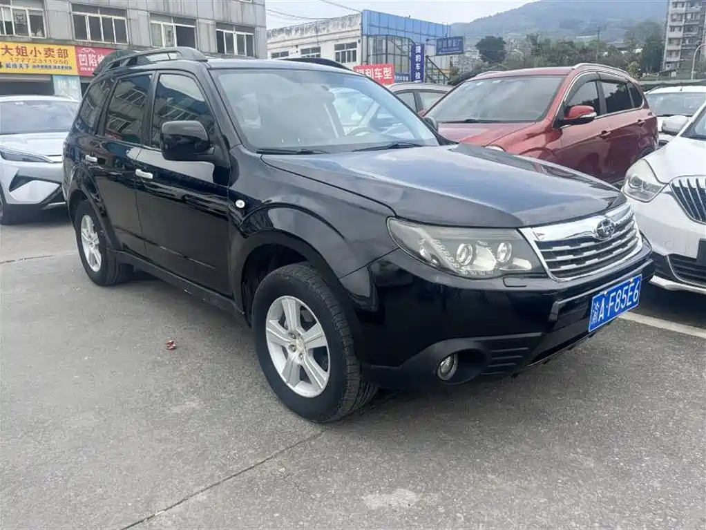 Subaru Forester 2010 2.0XS Automatic Luxury Edition фото 2