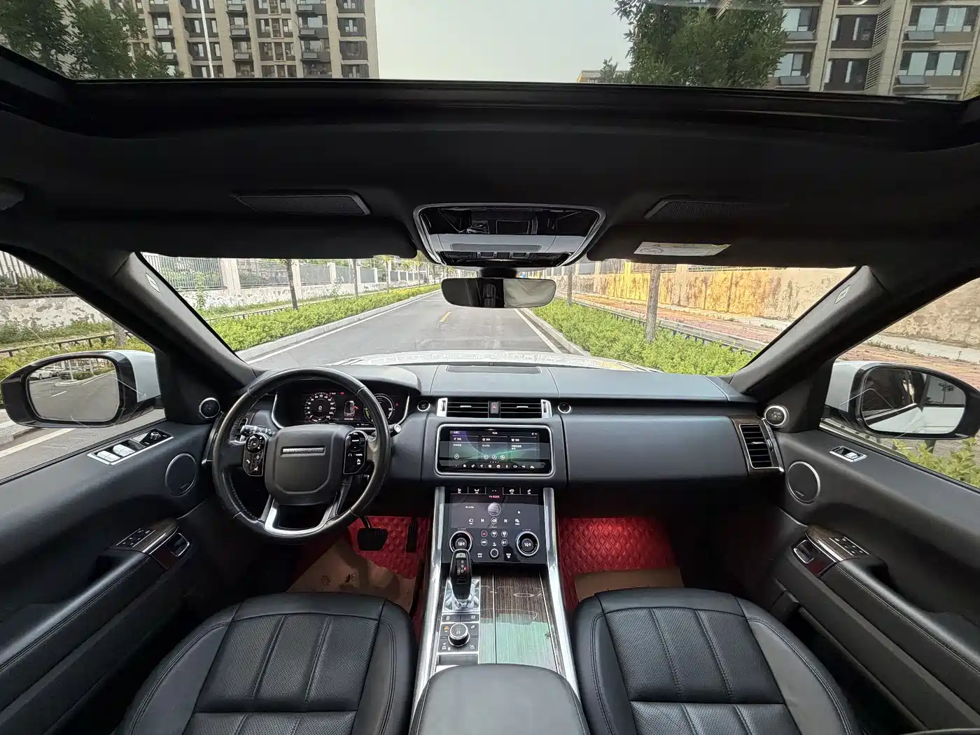 Land Rover Range Rover Sport PHEV 2018 Model P400e фото 4