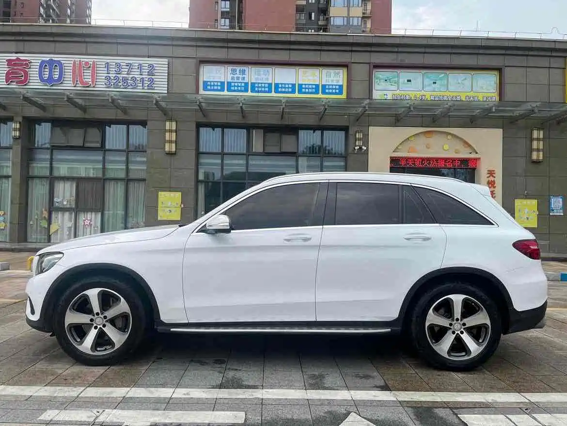 Mercedes-Benz GLC 2016 GLC 260 4MATIC Luxury фото 8