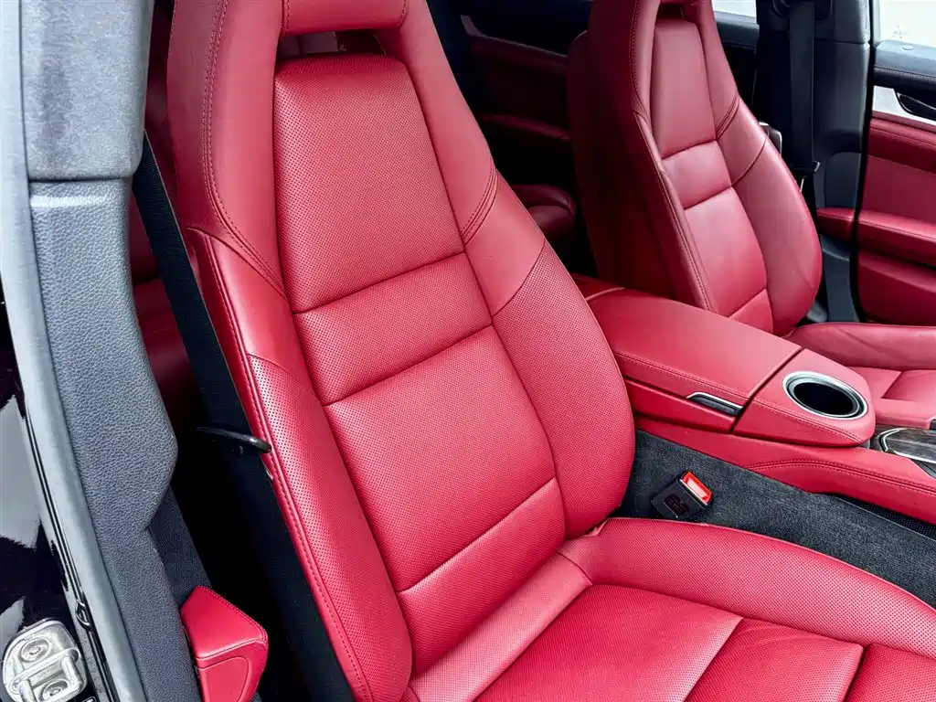 Porsche Panamera 2014 Panamera Turbo Executive 4.8T фото 19