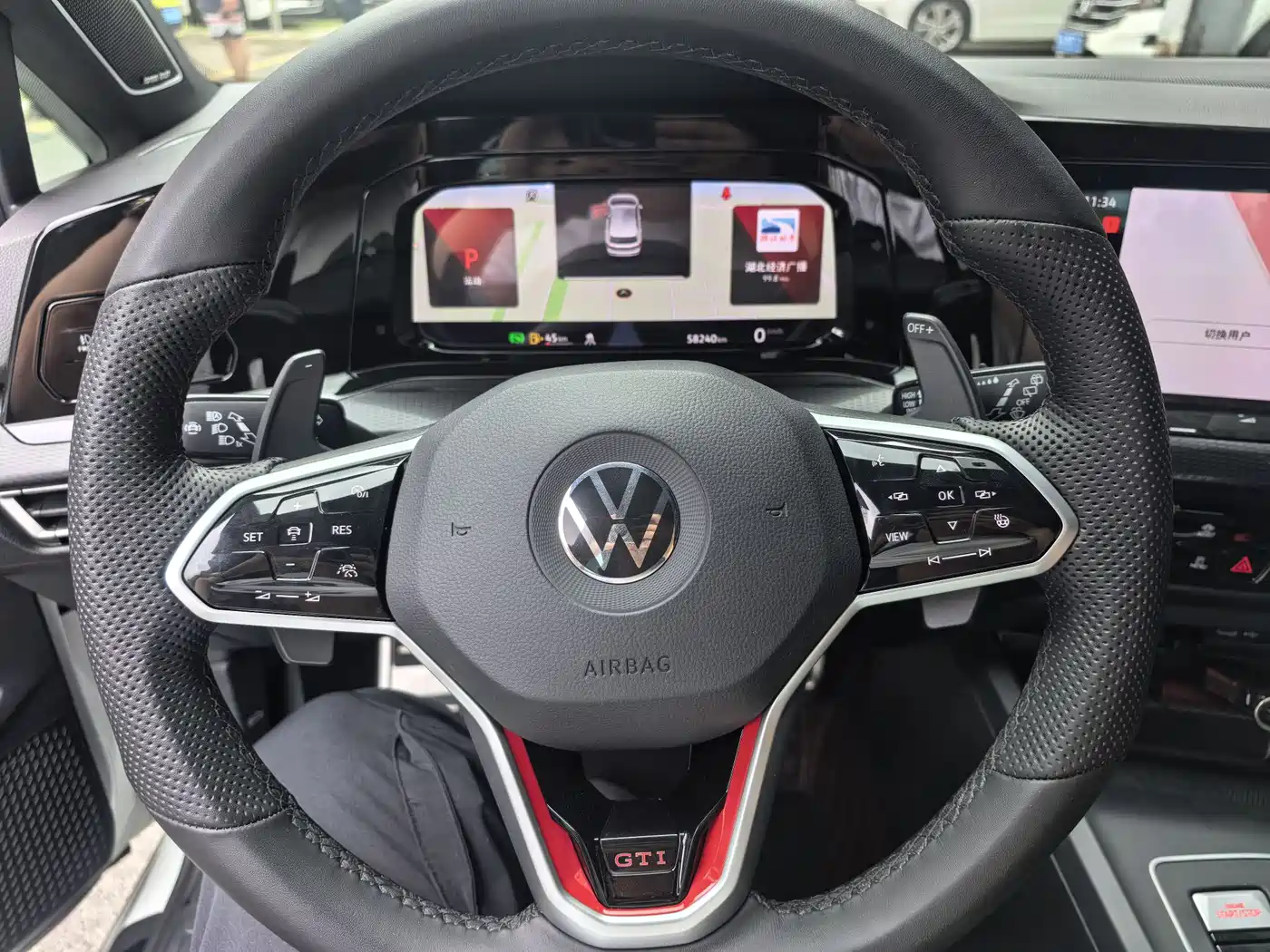 Volkswagen Golf GTI 2021 380TSI DSG GTI фото 8