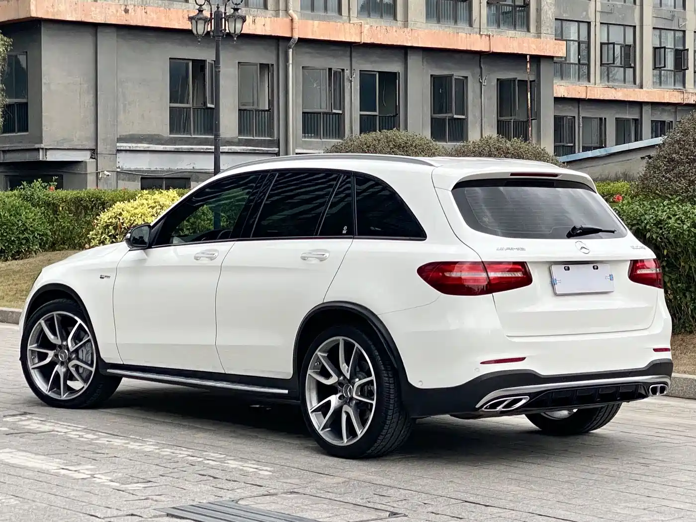 Mercedes-Benz GLC AMG 2017 AMG GLC 43 4MATIC Special Edition фото 2