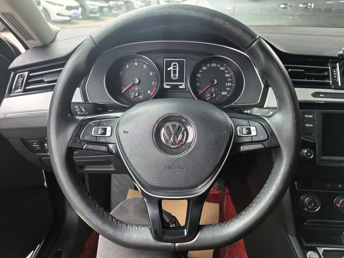 Volkswagen Magotan 2017 330TSI DSG Leading фото 8