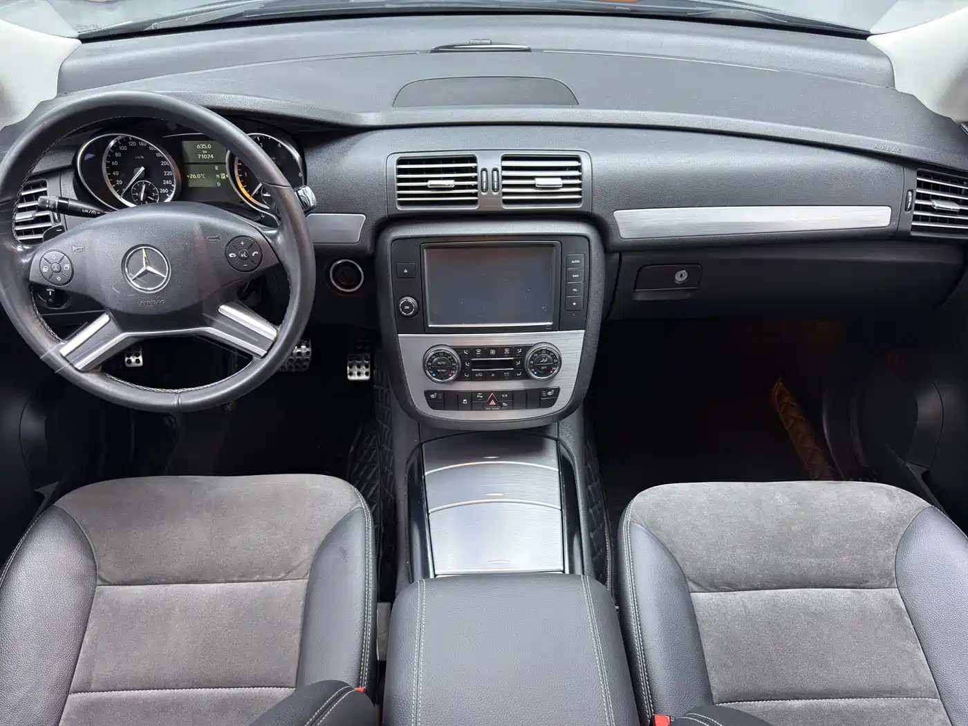 Mercedes-Benz R-Class 2015 R 320 4MATIC Luxury фото 6