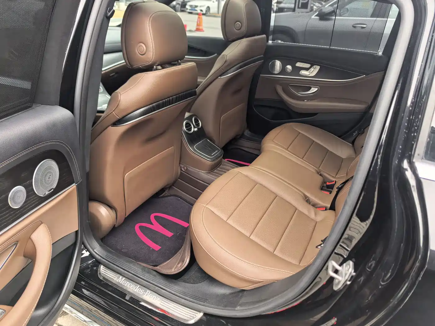 Mercedes-Benz E-Class 2021 E 300 L Sport Luxury Edition фото 12