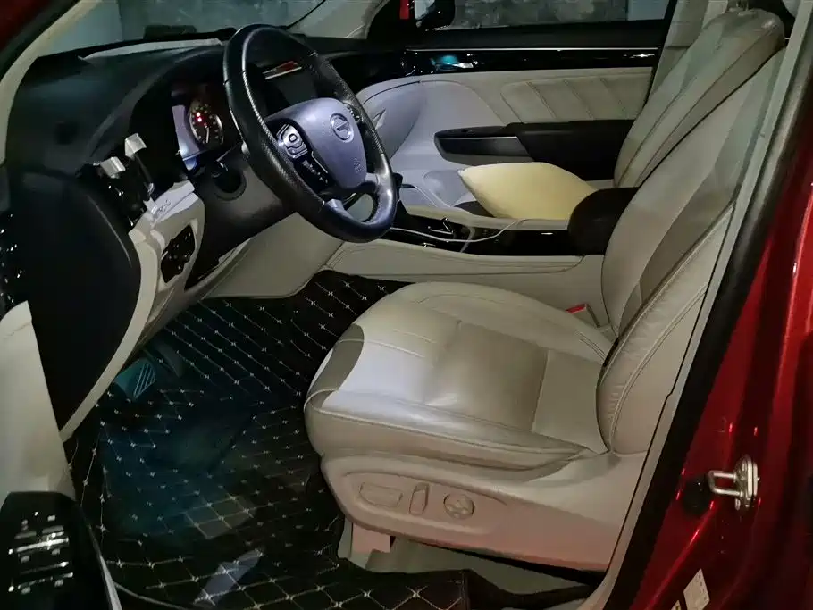 GAC Trumpchi Trumpchi GS7 2017 320T 2WD Luxury Smart Connect фото 9