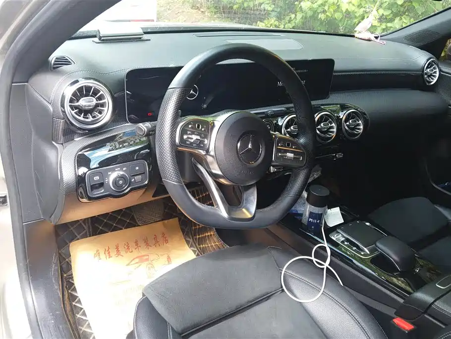 Mercedes-Benz A-Class 2020 A 200 L Sport Sedan фото 12