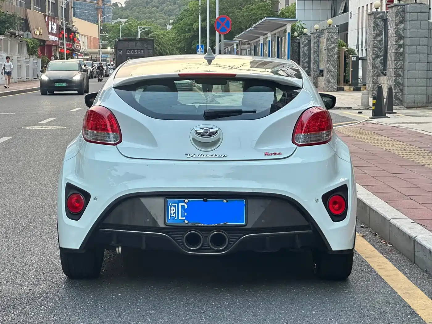 Hyundai Veloster 2012 1.6T Automatic Luxury фото 5