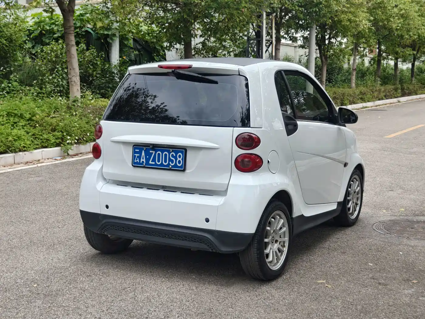 smart fortwo 2013 2012 1.0 MHD Hardtop Standard