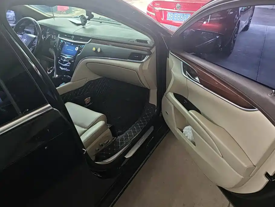 Cadillac XTS 2014 2013 28T Elite